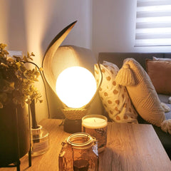 Lámpara de  2 hojas de cocotero con esfera de luz